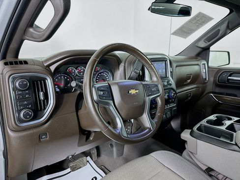 Used 2022 Chevrolet Silverado 1500 LT w/ Fleet Comfort Package AWD/4WD image 10