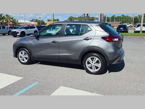 Used 2025 Nissan Kicks Play S FWD image 28