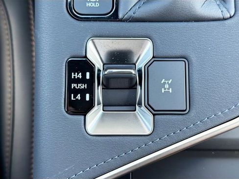 New 2026 Lexus GX 550 image 47