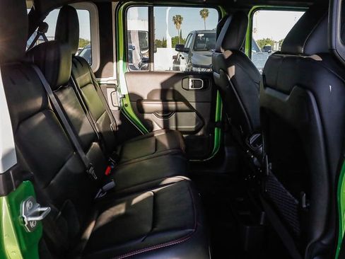 New 2026 Jeep Wrangler Unlimited Rubicon image 19