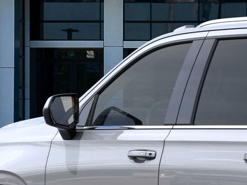 Certified 2026 Chevrolet Suburban LS image 23