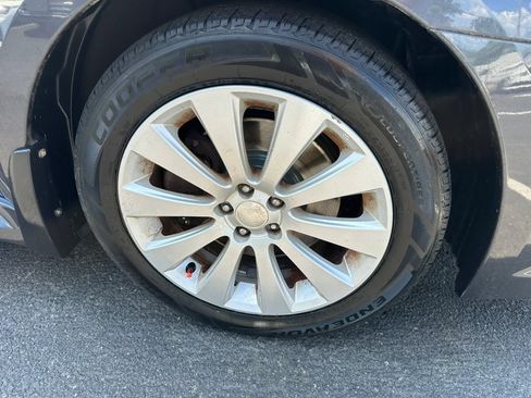 Used 2011 Subaru Legacy 3.6R Limited w/ Popular Equipment Group 2A AWD/4WD image 11