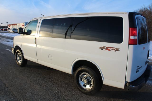 Used 2012 Chevrolet Express 2500 LT w/ LT Preferred Equipment Group RWD image 9