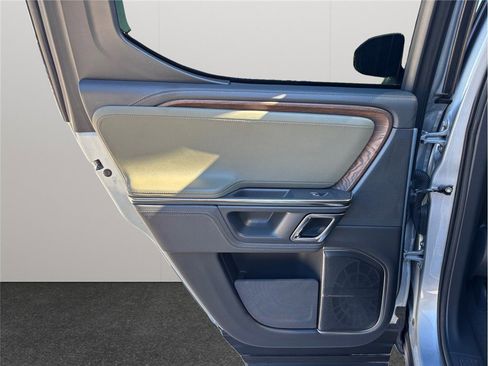 Used 2022 Rivian R1T Adventure image 34