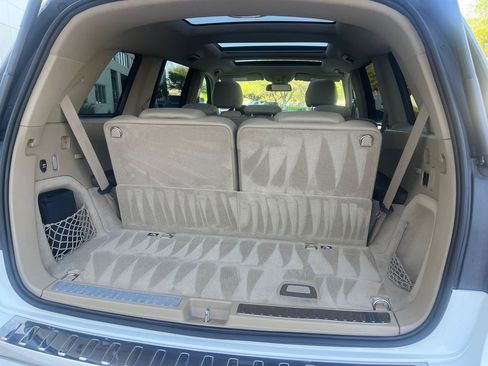 Used 2014 Mercedes-Benz GL 450 4MATIC image 24