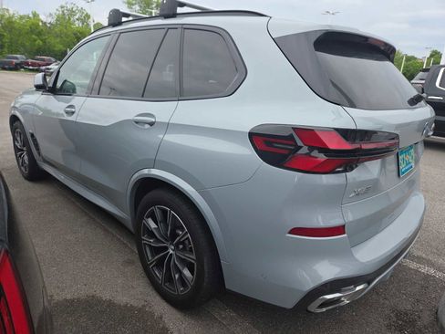 Used 2025 BMW X5 xDrive40i w/ M Sport Package AWD/4WD image 7