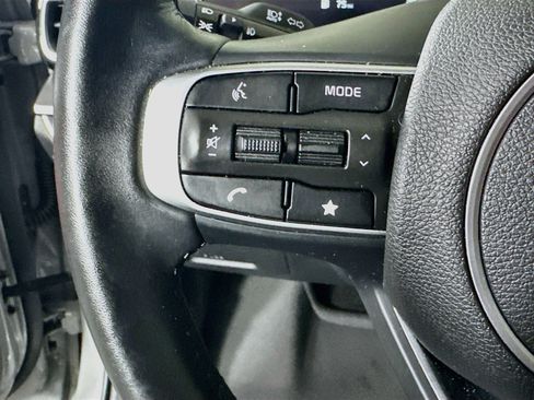 Used 2025 Kia Sportage SX FWD image 16