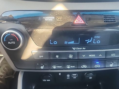 Certified 2021 Hyundai Tucson Sport image 9