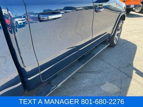 Used 2019 RAM 1500 Laramie AWD/4WD image 7
