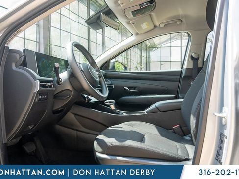 Used 2025 Hyundai Tucson SEL FWD image 3
