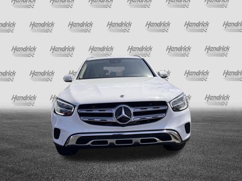 Used 2022 Mercedes-Benz GLC 300 image 3