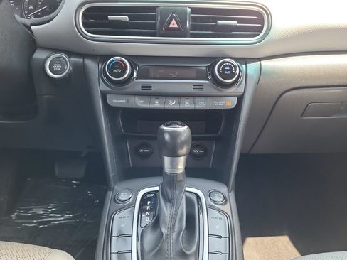Used 2018 Hyundai Kona Limited AWD/4WD image 11