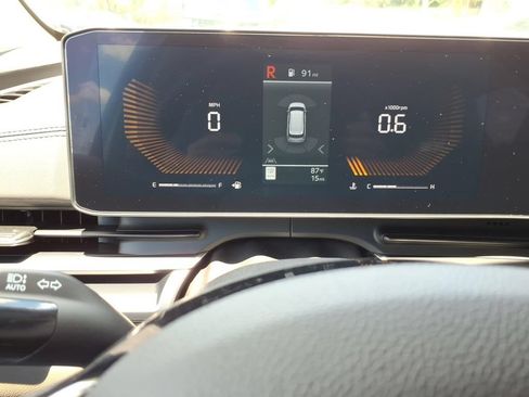 New 2026 Kia Carnival FWD image 23