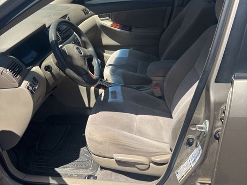 Used 2005 Toyota Corolla CE FWD image 16