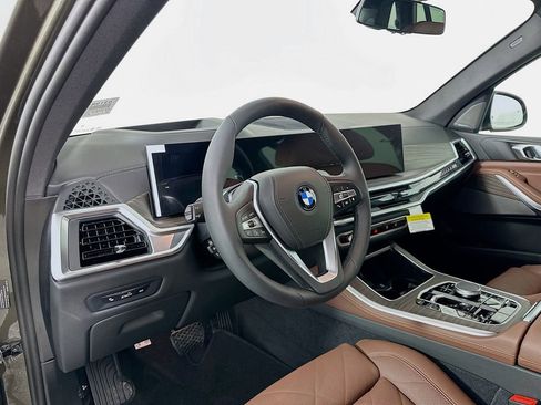 New 2026 BMW X5 xDrive50e w/ Climate Comfort Package image 9