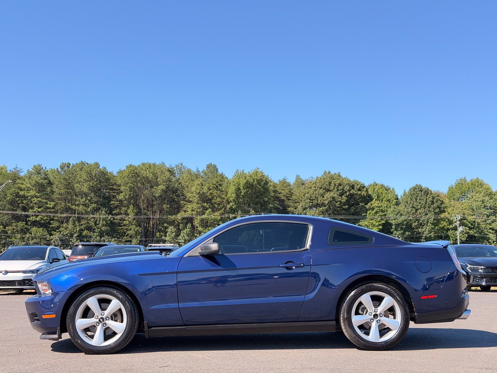 Used 2012 Ford Mustang Coupe RWD image 12