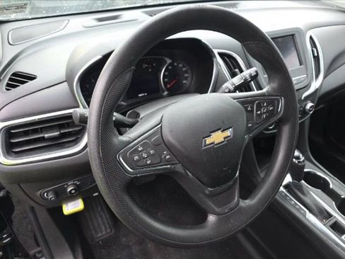 Used 2021 Chevrolet Equinox LT image 9