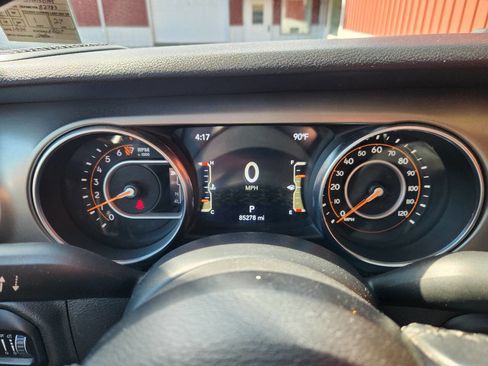 Used 2020 Jeep Gladiator Sport w/ Quick Order Package 24S image 15