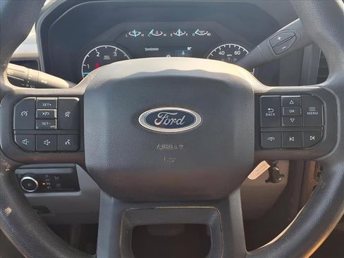 Used 2024 Ford F250 XLT w/ FX4 Off-Road Package image 12
