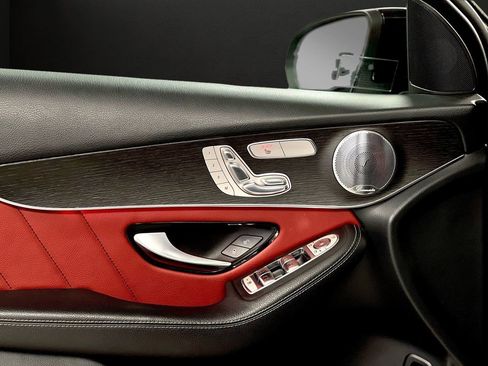 Used 2020 Mercedes-Benz GLC 300 4MATIC image 58