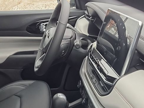 New 2026 Jeep Compass Limited image 11