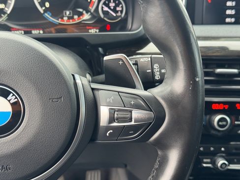 Used 2018 BMW X5 xDrive50i w/ M Sport Package image 26