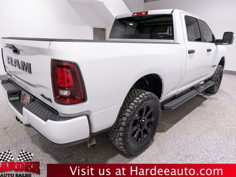Used 2025 RAM 2500 Big Horn AWD/4WD image 5