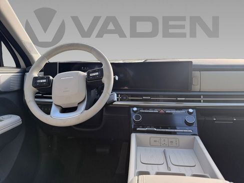 New 2026 Hyundai Santa Fe SEL image 2