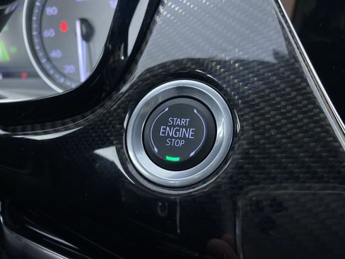 Certified 2024 Cadillac XT6 Sport w/ Technology Package image 9