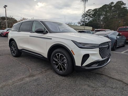 New 2026 Lincoln Nautilus Premier w/ Equipment Group 102A image 2