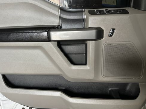 Used 2019 Ford F150 XLT w/ Equipment Group 301A Mid AWD/4WD image 30
