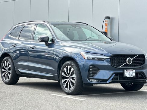 Certified 2025 Volvo XC60 B5 Core w/ Protection Package Premier image 7