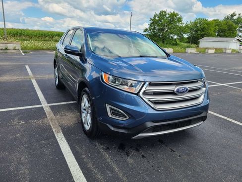 Used 2018 Ford Edge Titanium w/ Equipment Group 302A AWD/4WD image 5