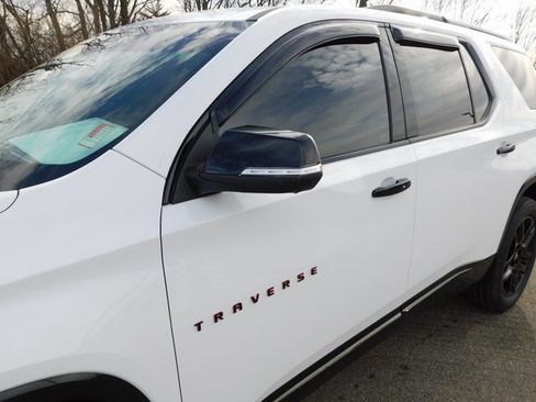 Used 2021 Chevrolet Traverse Premier w/ Redline Edition image 11