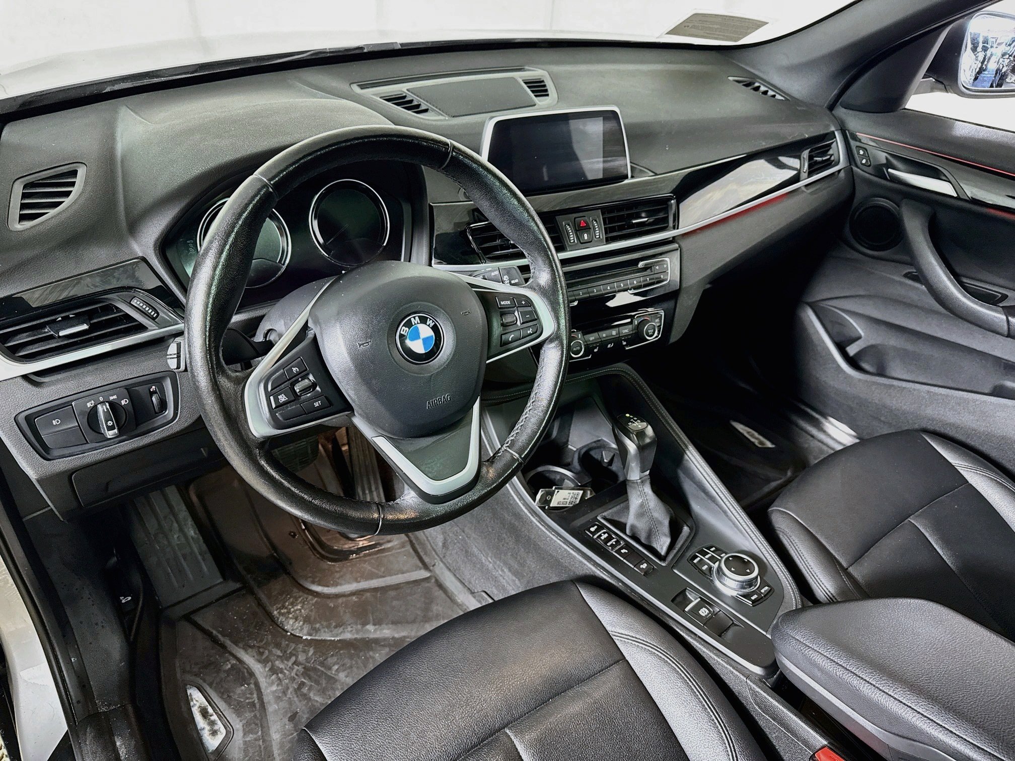 Used 2019 BMW X1 xDrive28i w/ Convenience Package AWD/4WD image 13