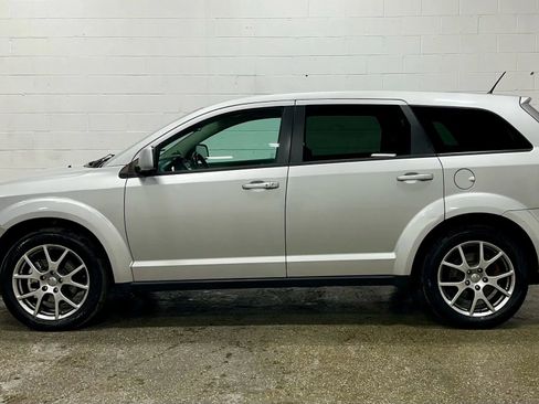 Used 2014 Dodge Journey R/T w/ Flexible Seating Group image 4
