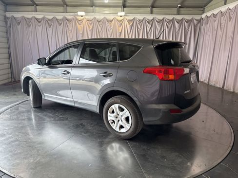 Used 2013 Toyota RAV4 LE FWD image 6