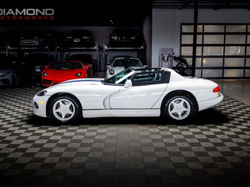 Used 1996 Dodge Viper RT/10 image 56