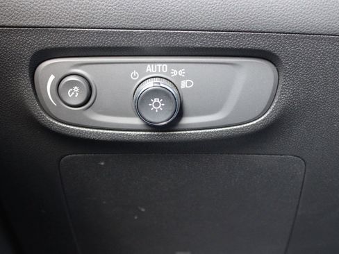 Used 2025 Buick Encore GX Preferred image 21