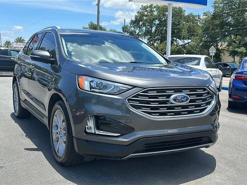 Used 2019 Ford Edge Titanium FWD image 5