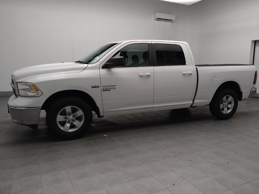 Used 2020 RAM 1500 Classic SLT RWD image 2