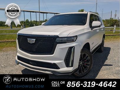 Used 2023 Cadillac Escalade V w/ LPO, ONYX Package