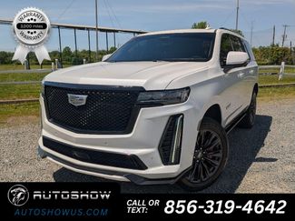 Used 2023 Cadillac Escalade V w/ LPO, ONYX Package AWD/4WD video 1