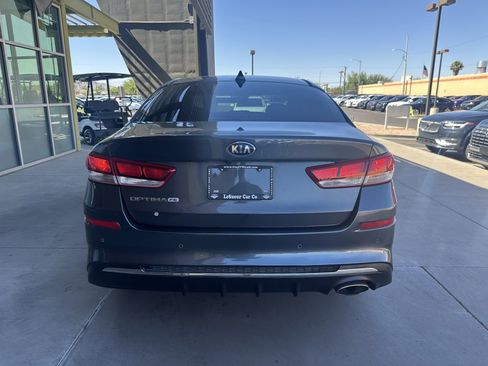Used 2020 Kia Optima LX FWD image 12
