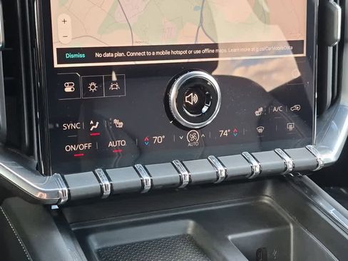 Used 2024 GMC Acadia Elevation w/ LPO, Floor Liner Package image 17