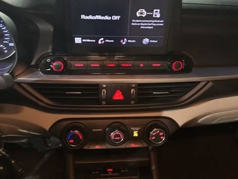 Certified 2023 Kia Forte LXS w/ LXS Technology Package image 13