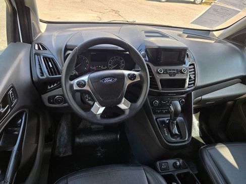 Used 2020 Ford Transit Connect XL image 5