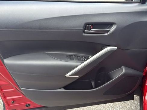 Certified 2024 Toyota Corolla Cross LE image 17