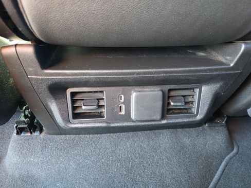 Used 2025 GMC Sierra 1500 SLT AWD/4WD image 15