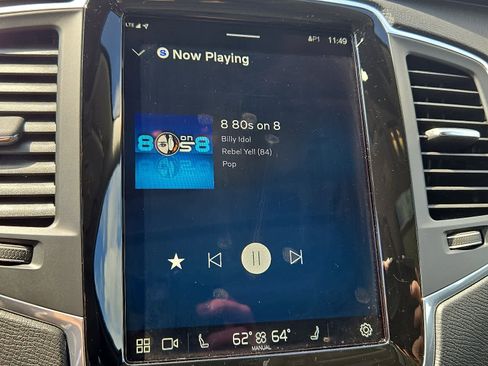 Used 2025 Volvo XC90 B5 Core image 20